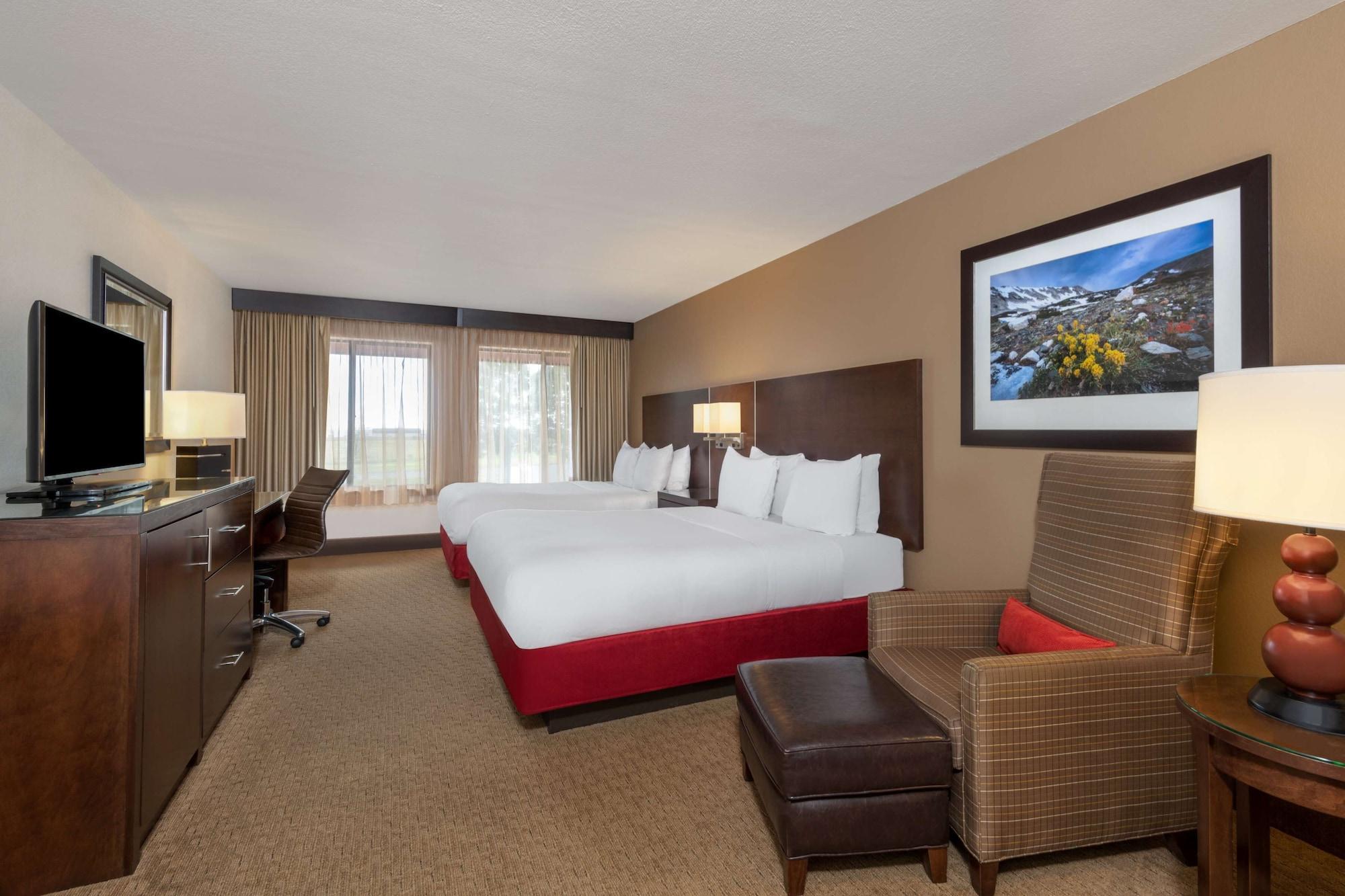 Radisson Hotel Colorado Springs Airport ภายนอก รูปภาพ