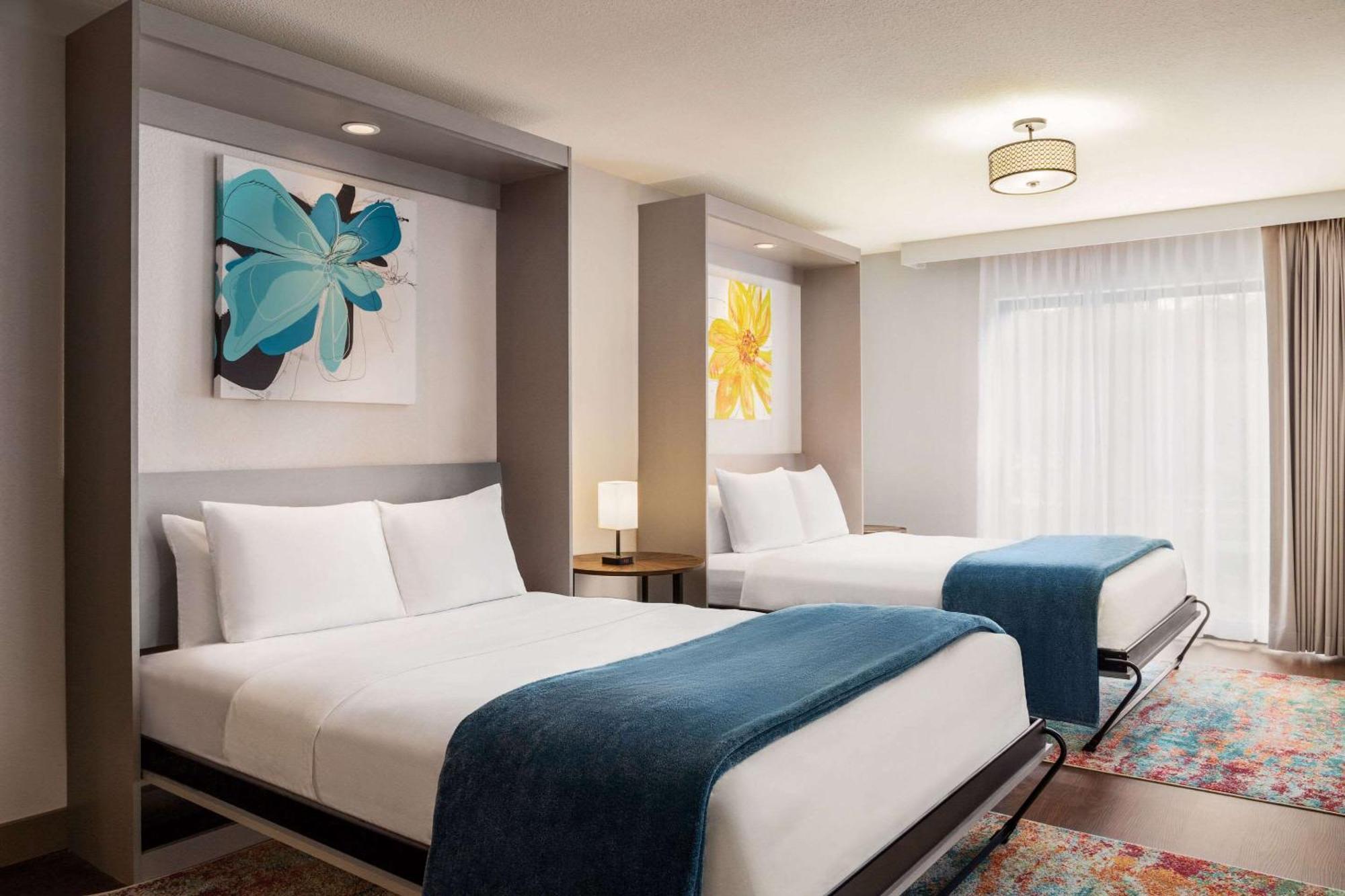 Radisson Hotel Colorado Springs Airport ภายนอก รูปภาพ