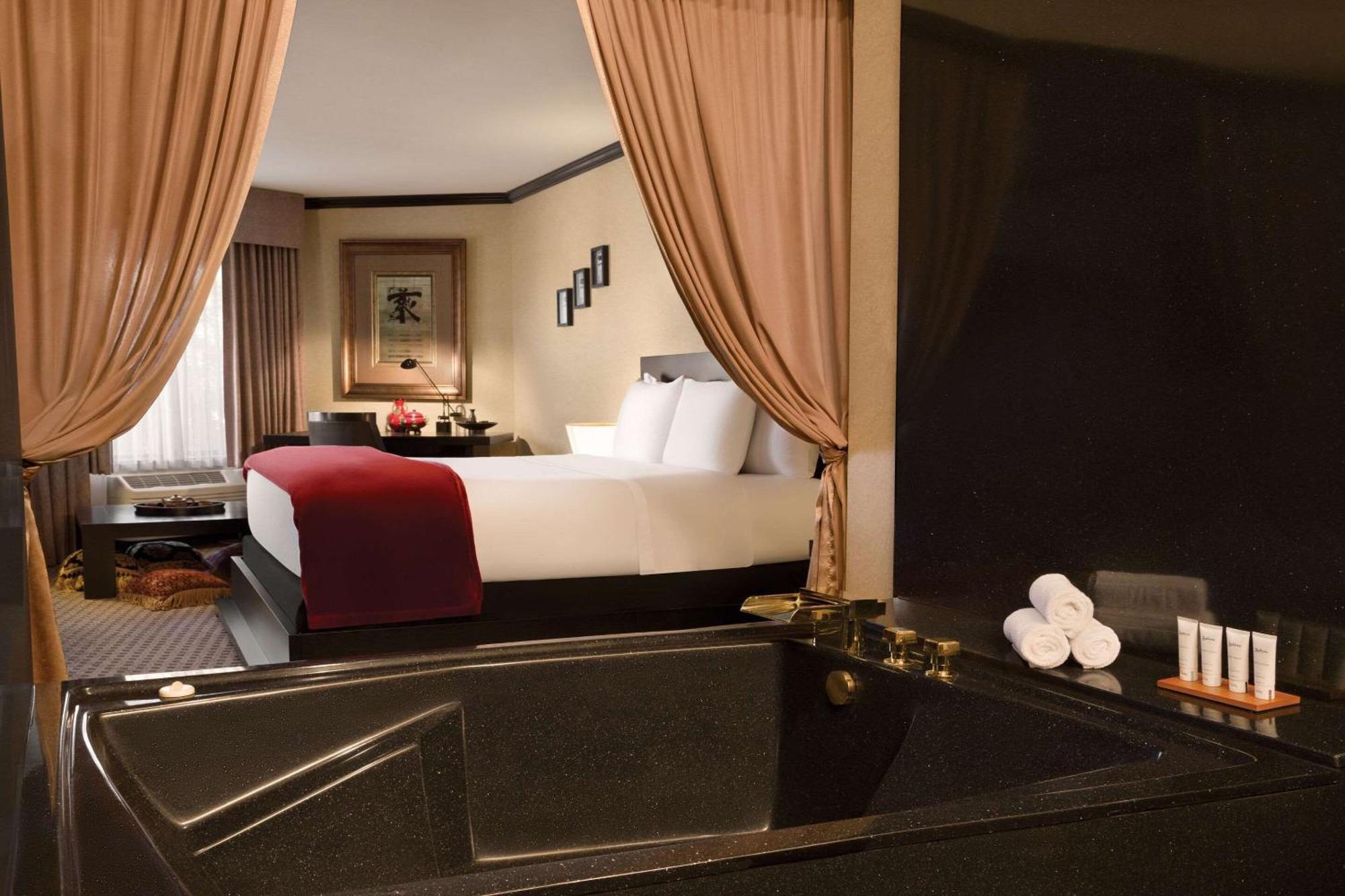 Radisson Hotel Colorado Springs Airport ภายนอก รูปภาพ